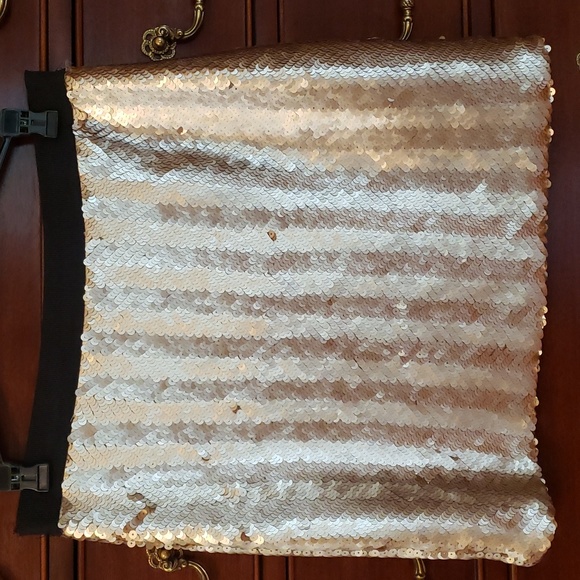 DKNY pull on sequin mini skirt - Picture 2 of 3